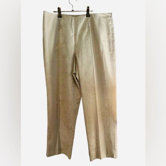 Elegant Floral Boot Cut Pants - Picture 11 of 11